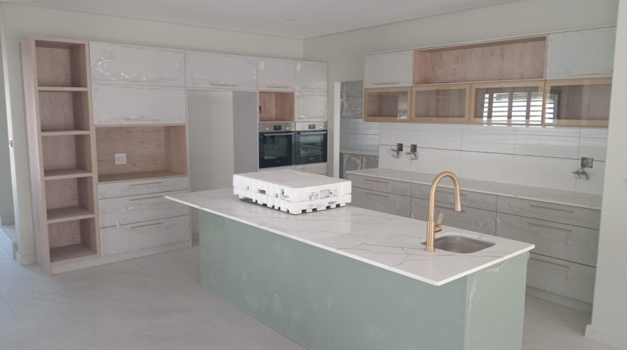 4 Bedroom Property for Sale in Sandown Western Cape